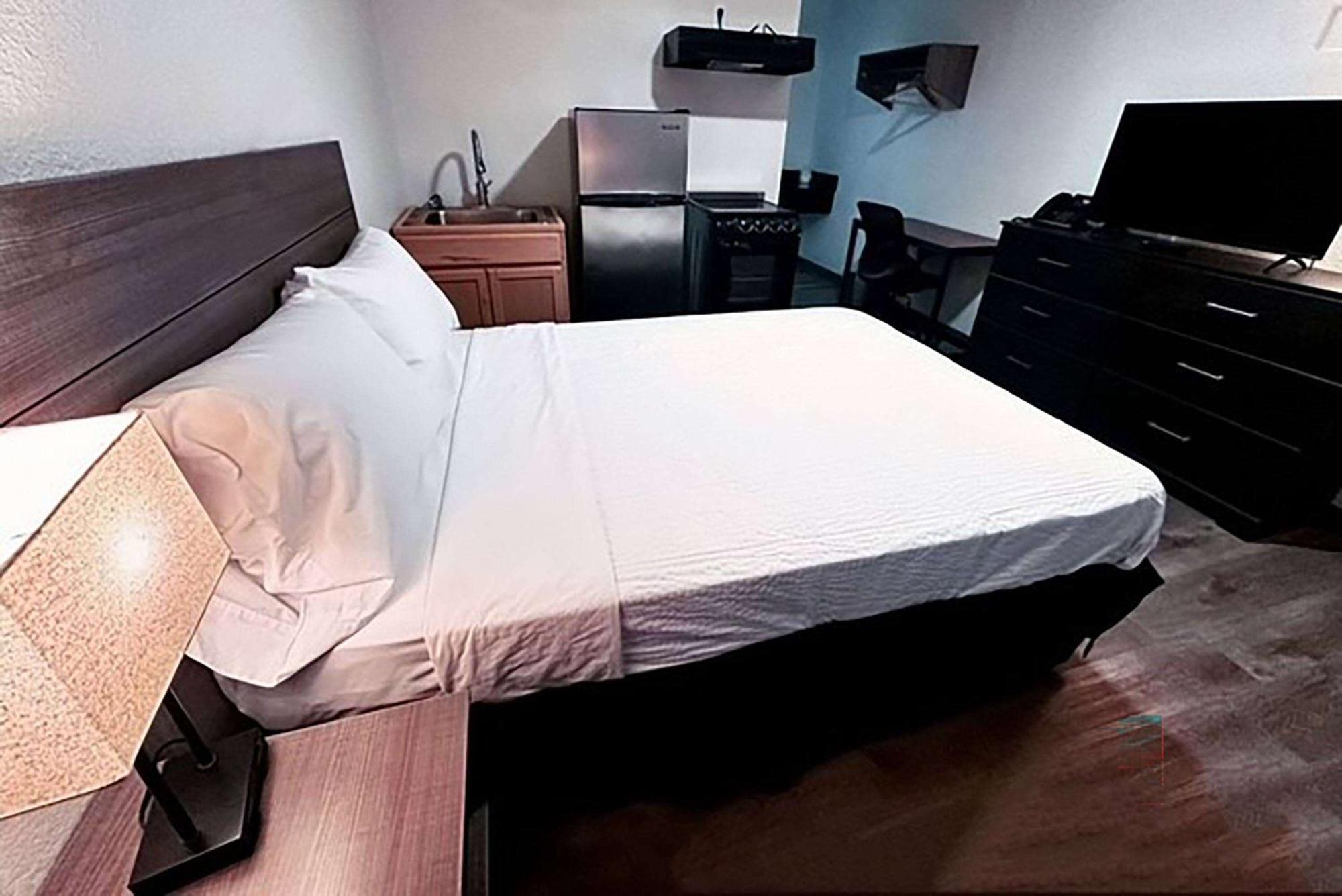 Studio City Suites, A Travelodge By Wyndham Texarkana Εξωτερικό φωτογραφία