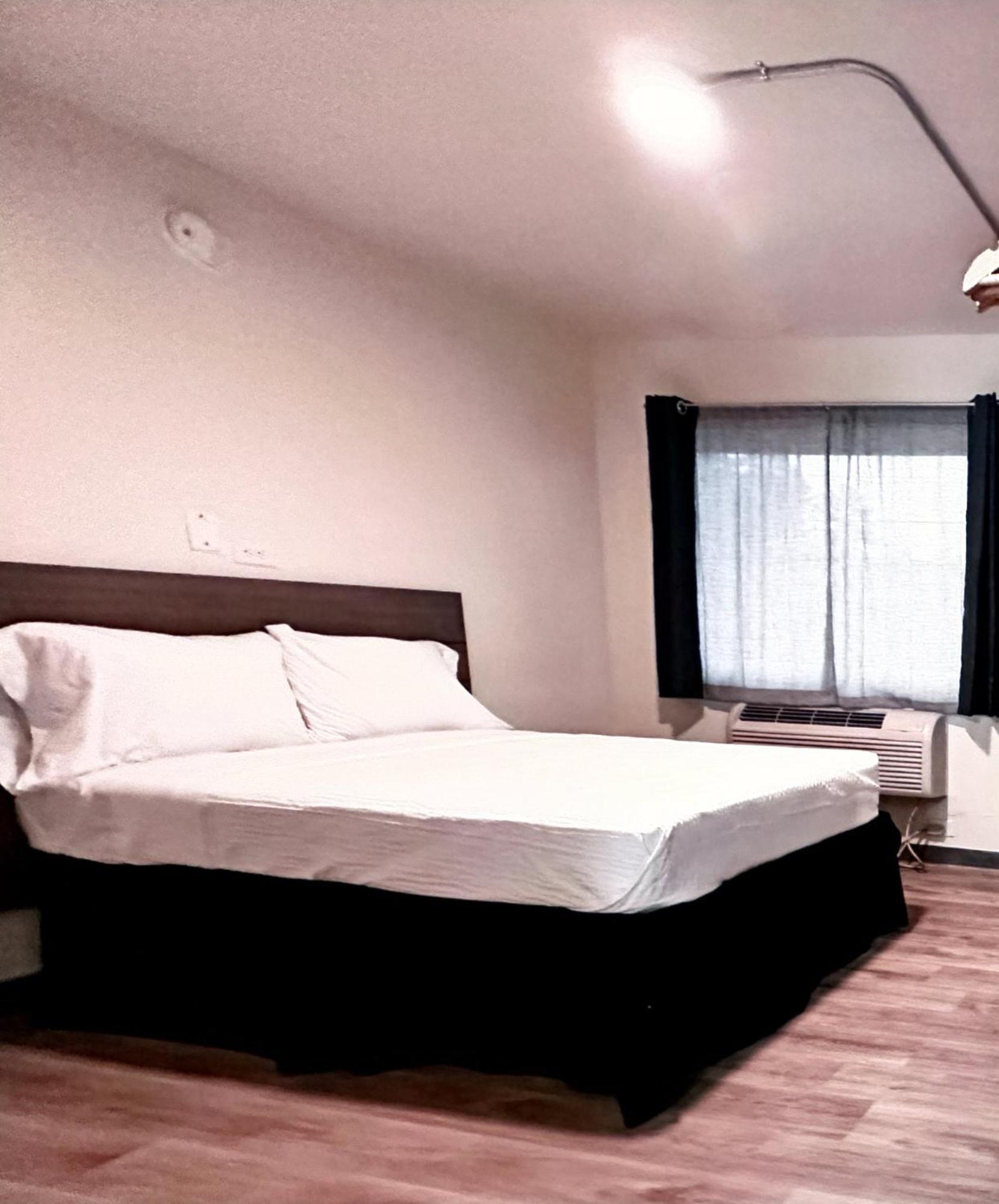 Studio City Suites, A Travelodge By Wyndham Texarkana Εξωτερικό φωτογραφία